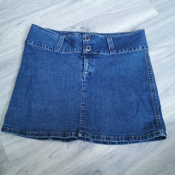 Jean skirt - Picture 1 of 3